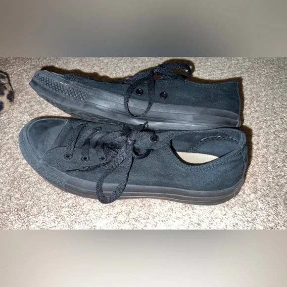 Low top Converse - Picture 2 of 5